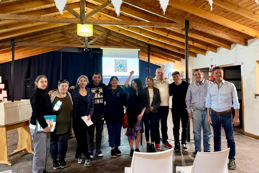 Charla en Pirámides — Octubre 2025