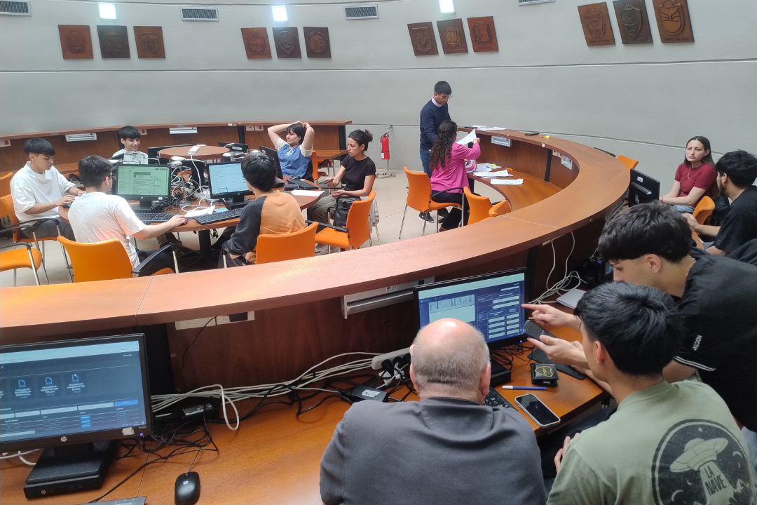 Carga de datos escrutinio definitivo en biblioteca de Legislatura — Octubre 2025